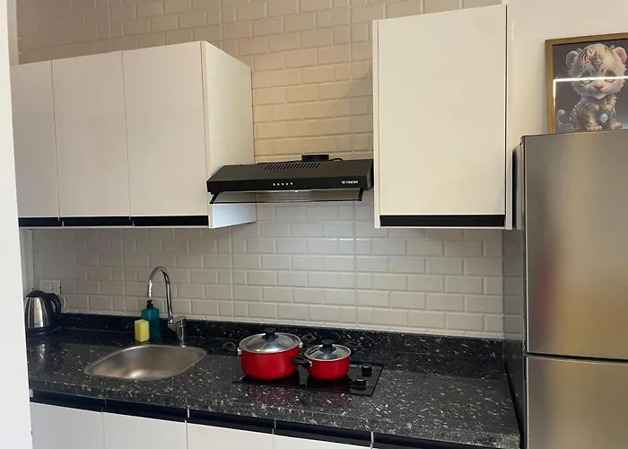 Stunning Sea View 1br On Corniche Road *
