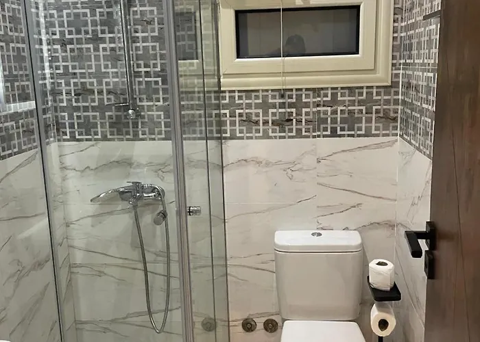 Stunning Sea View 1br On Corniche Road Appartement Hurghada