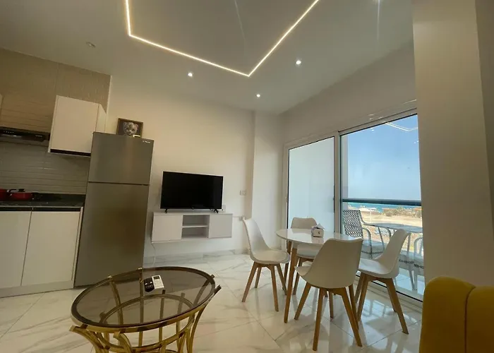 Stunning Sea View 1br On Corniche Road